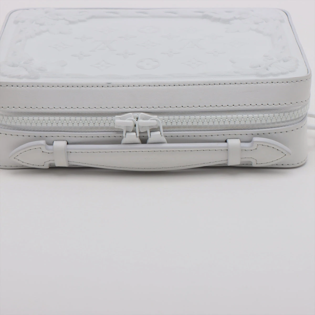 Louis Vuitton オーナメント ハンドル ソフトトランク ヴィトン LVオーナメント ハンドル ソフトトランク M21833 RFID