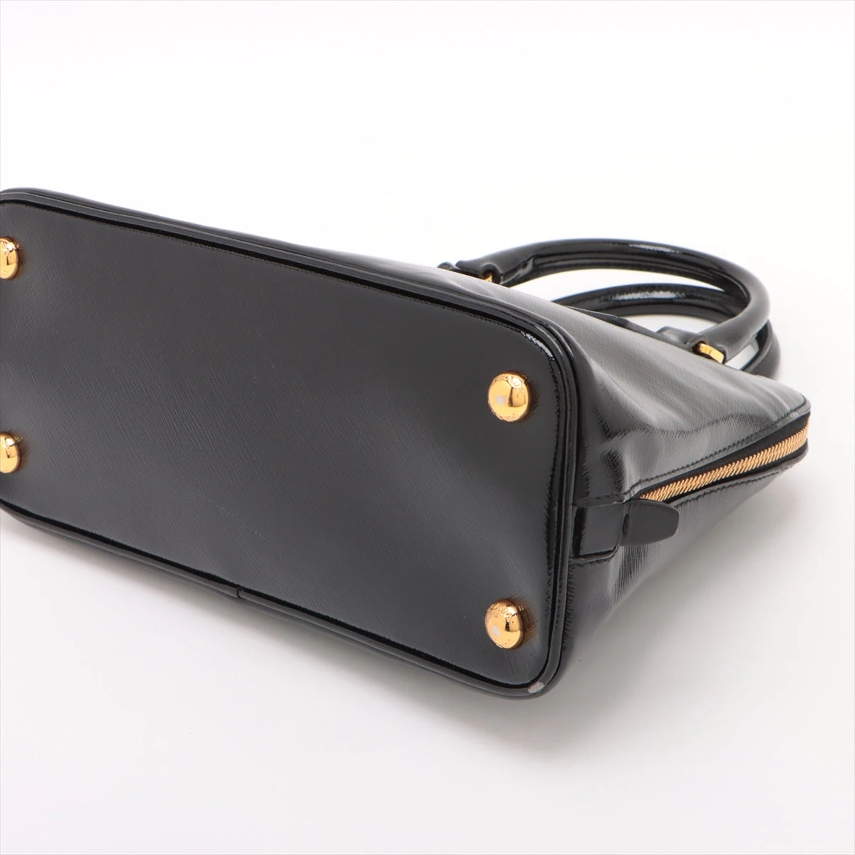 【美品】PRADA プラダ ヴェルニック 2way ハンドバッグ サフィアーノ プラダ サフィアーノヴェルニック 2WAYハンドバッグ ブラック