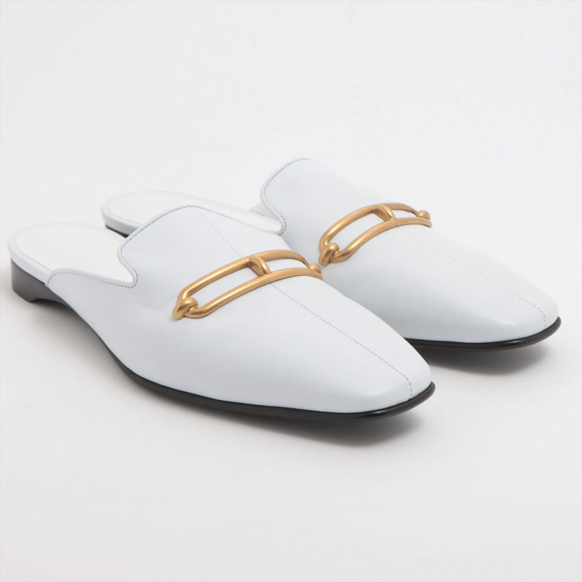 HERMES ホワイトレザー フラットシューズ 38 HERMES ホワイトレザー フラットシューズ 38 HERMES ホワイト