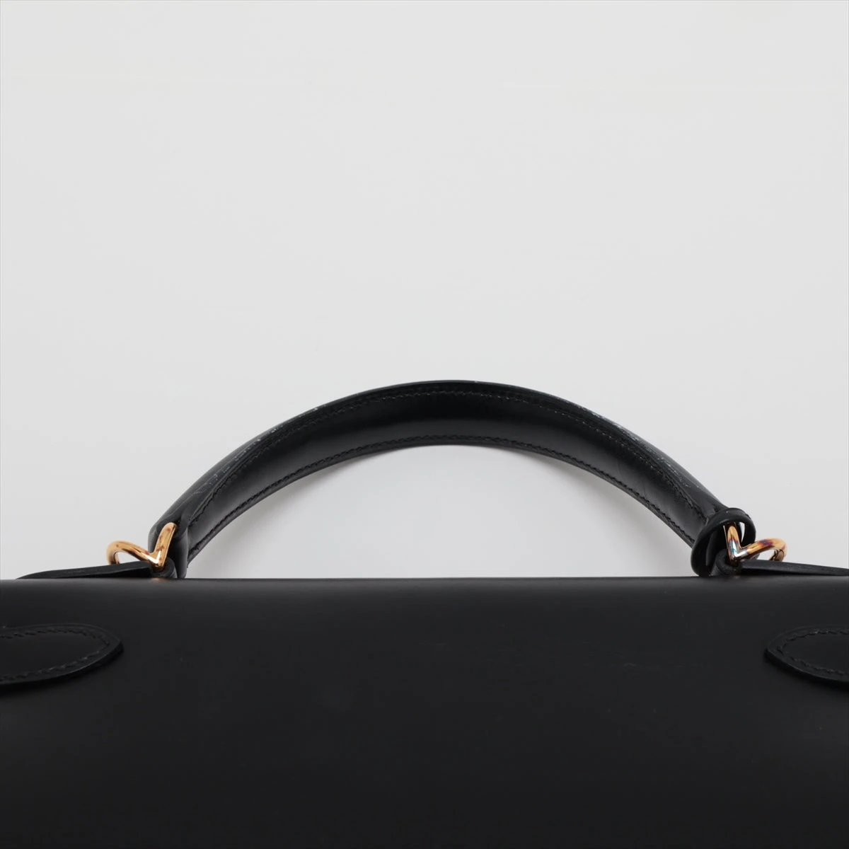 エルメス ケリー28 ボックスカーフ ブラック ゴールド金具 □G