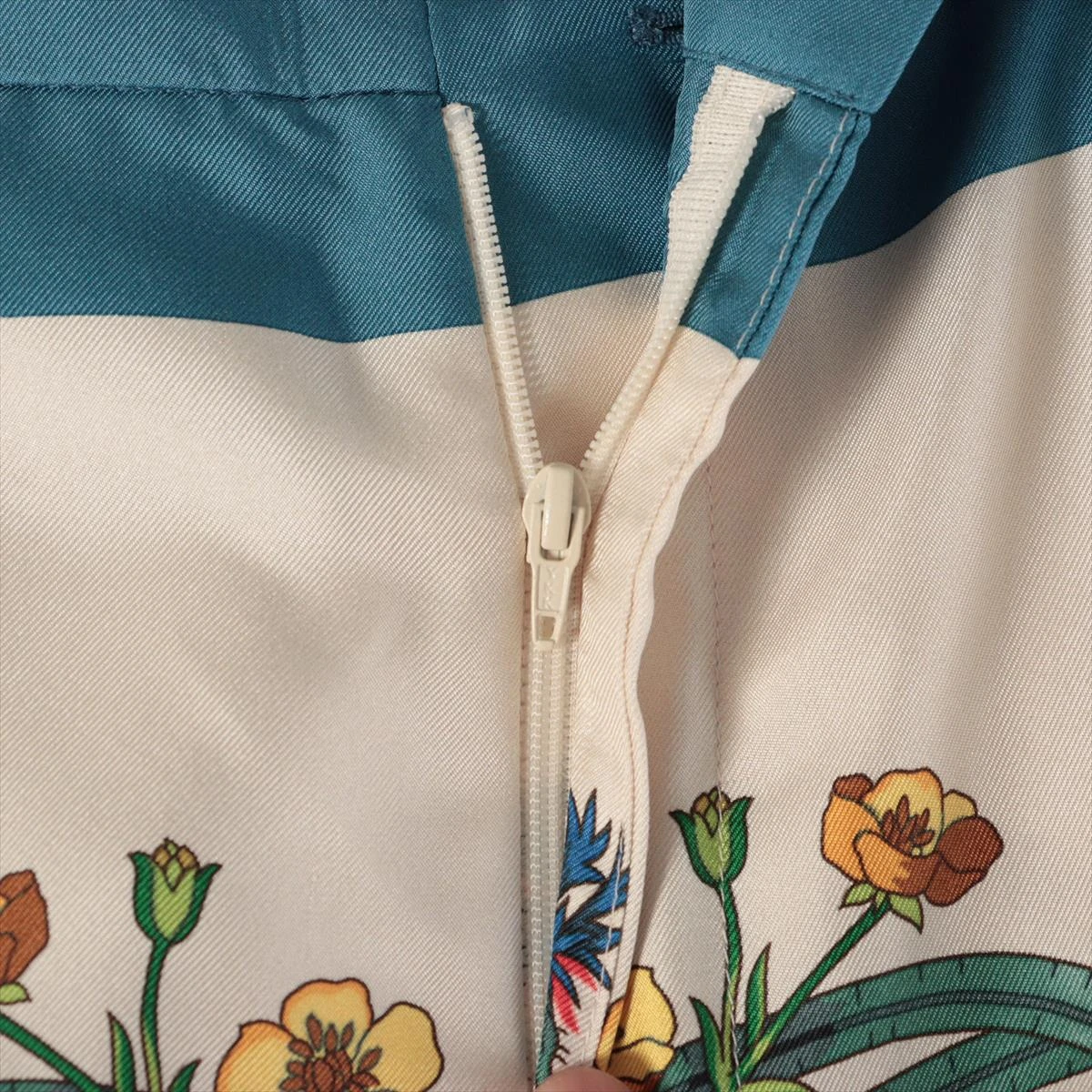 24時間限定値引き中【GUCCI × Disney コラボ】シルクワイドパンツ 3022009173568378_01_278.jpeg
