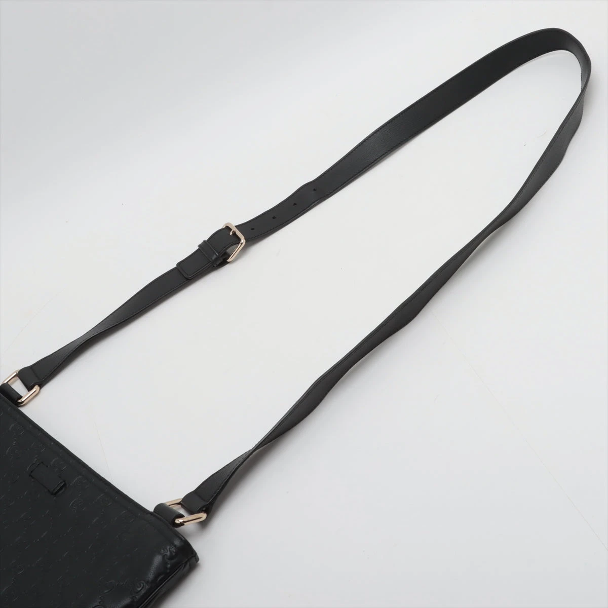 グッチ グッチシマ レザー ショルダーバッグ ブラック 201446 グッチ グッチシマ レザー ショルダーバッグ ブラック 201446