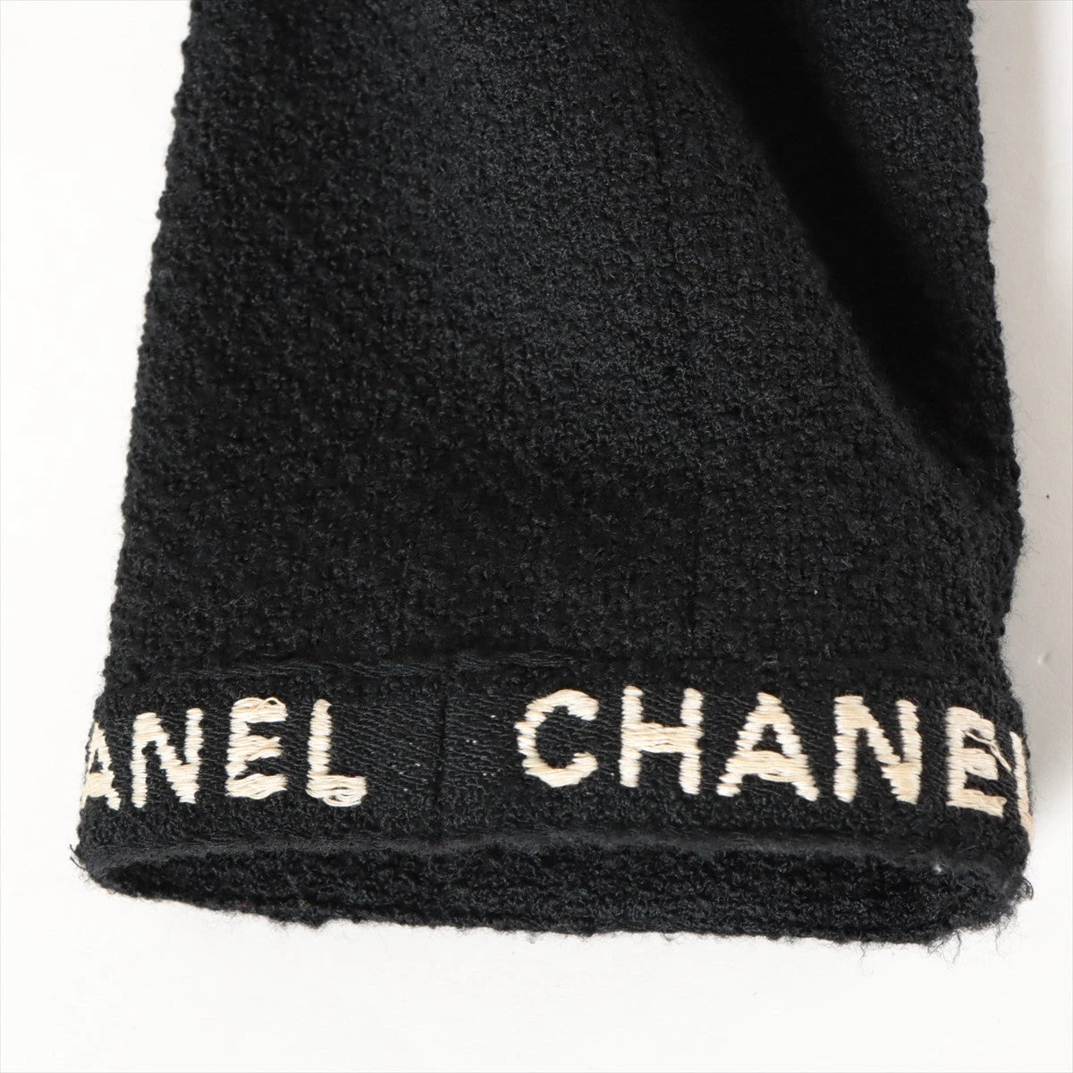シャネル　CCロゴボタン　黒　ウール　スカート シャネル ジャケット スーツ CHANEL リトル ブラック ツイード