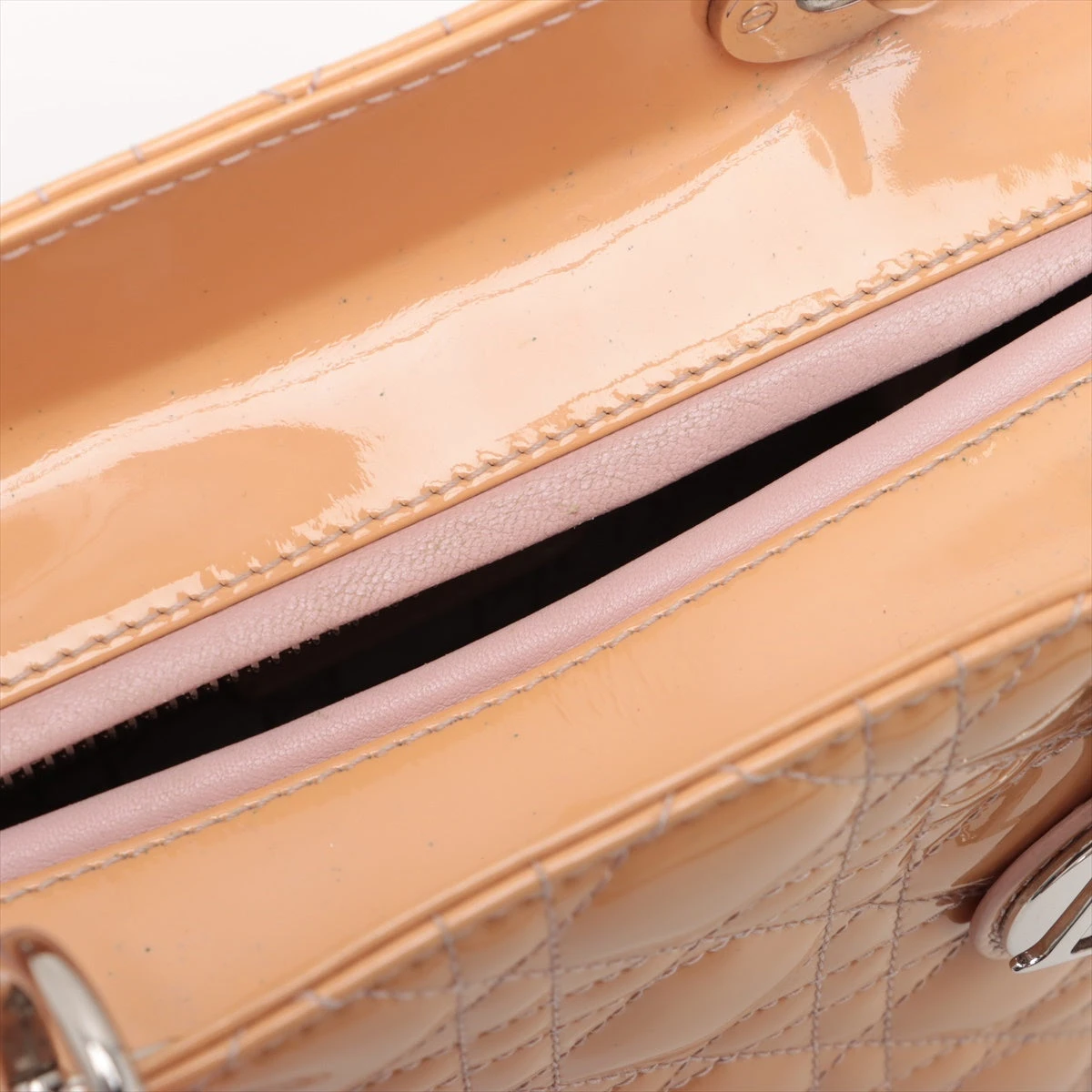 クリスチャンディオール レディディオール カナージュ パテントレザー