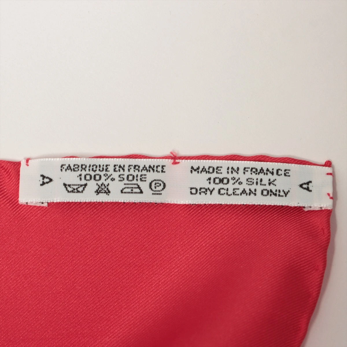 Hermes シルクスカーフ ブラジルデザイン HERMES シルクスカーフ ブラジルデザイン - メルカリ
