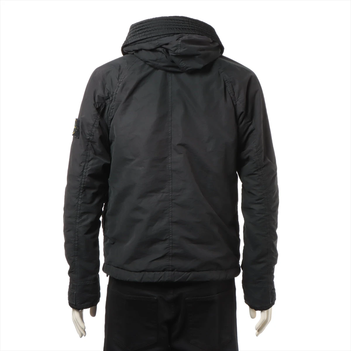 半値以下）ストーンアイランド ポリエステル✕ナイロン 中綿ジャケット 半値以下）ストーンアイランド ポリエステル✕ナイロン 中綿ジャケット