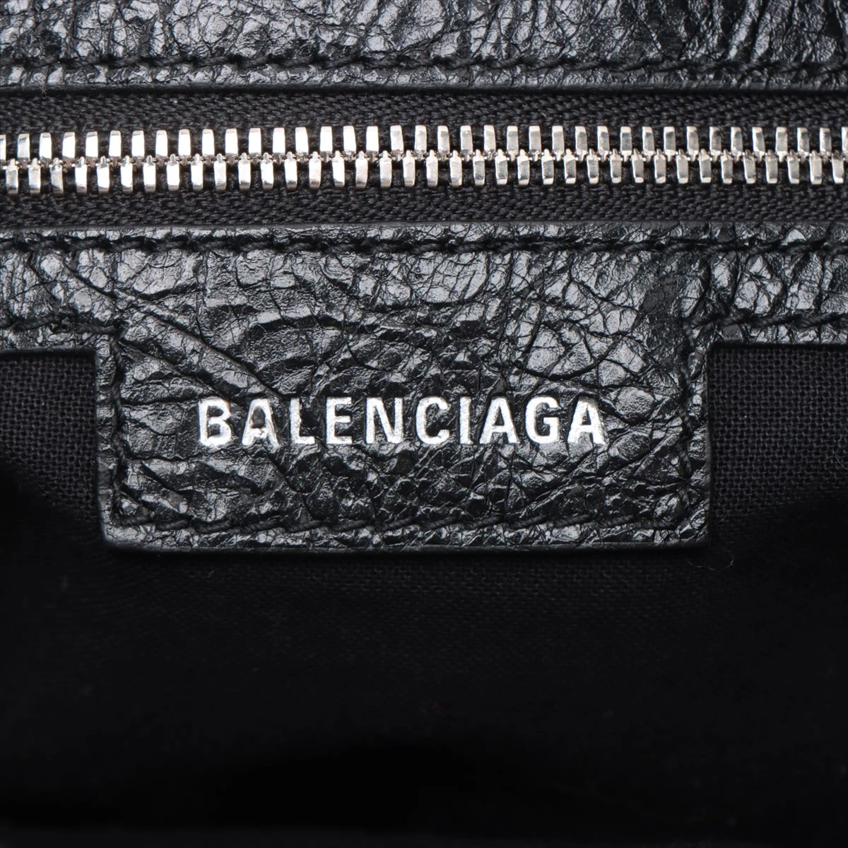 バレンシアガ ル カゴール レザー ショルダーバッグ ブラック 702431  