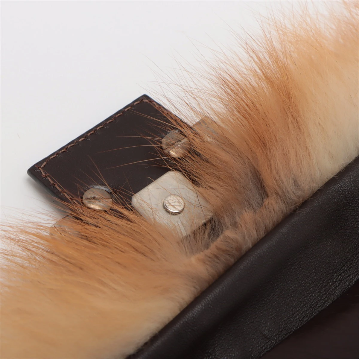 Fendi ファー マンマバケットバッグ FENDI（フェンディ） マンマバケット ハンドバッグ ワンショルダー