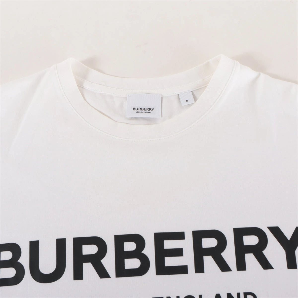バーバリー BURBERRY Tシャツ 半袖カットソー トップス ホワイト