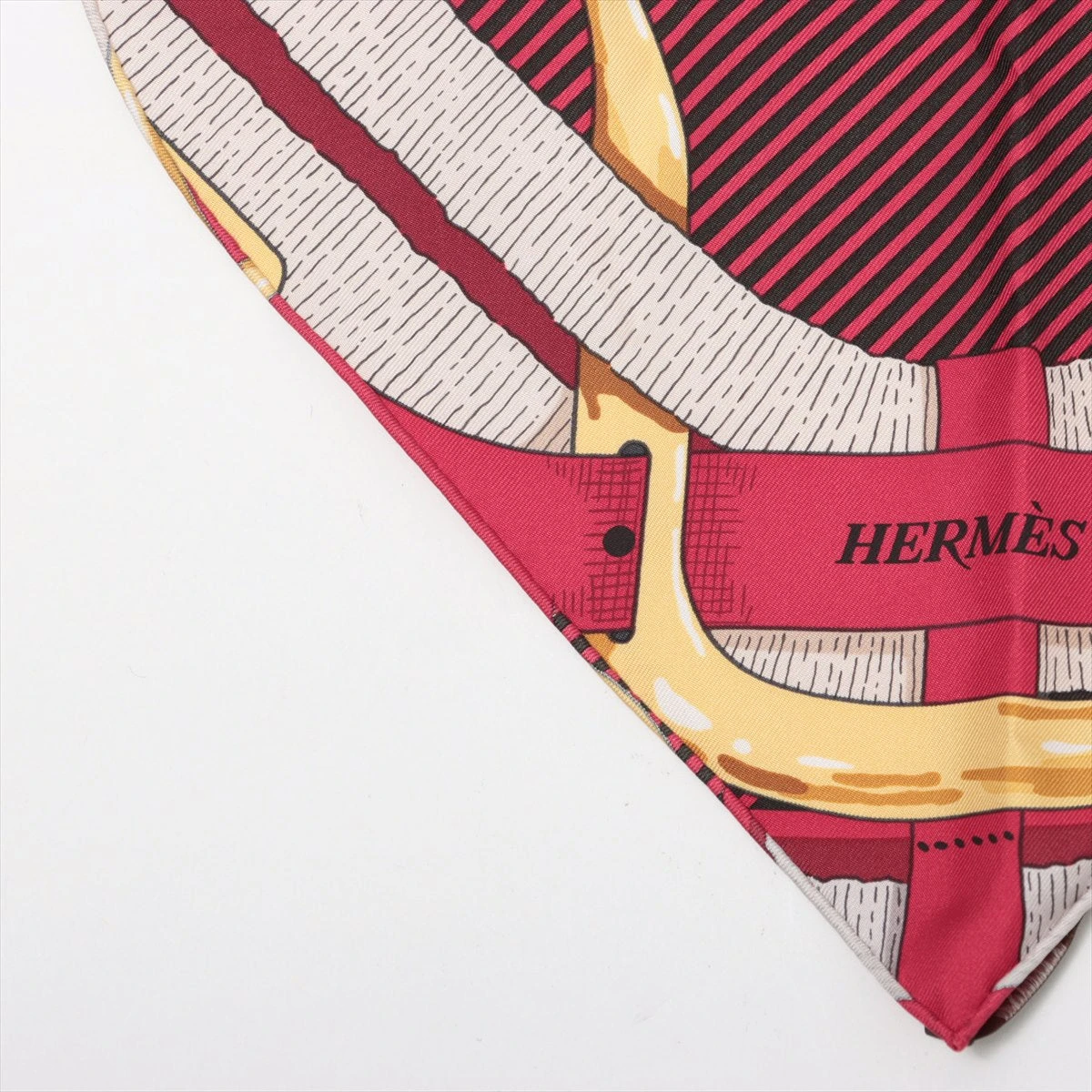 エルメス スカーフ シルク レッド ハート型 ポケットチーフ A2798030