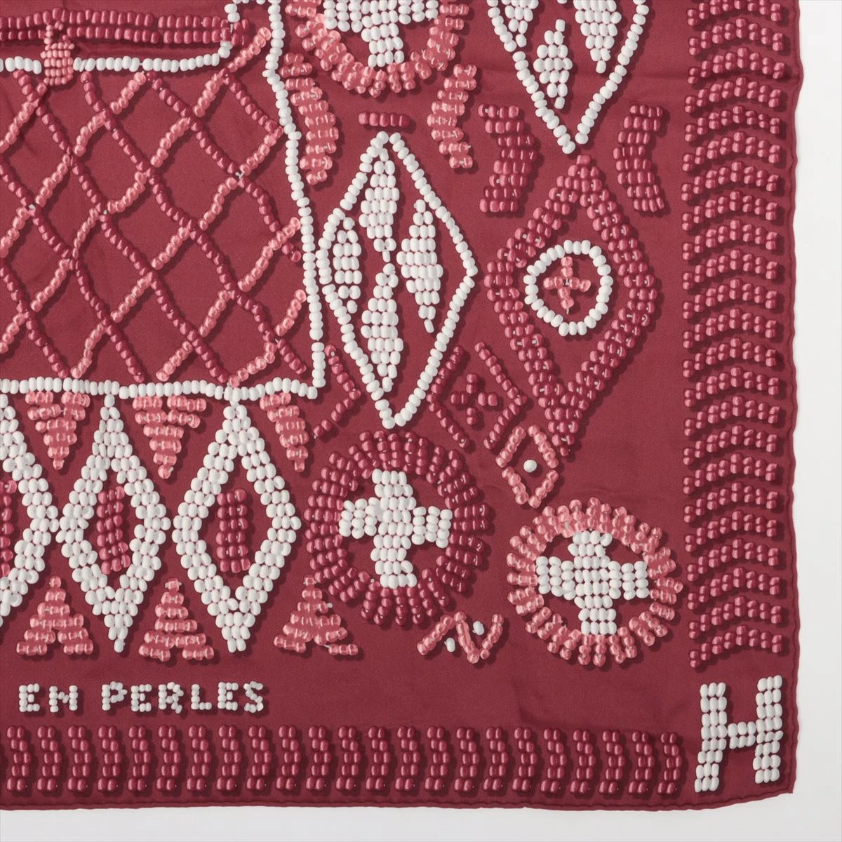 エルメス カレ70 KELLY EN PERLES 真珠でできているケリー