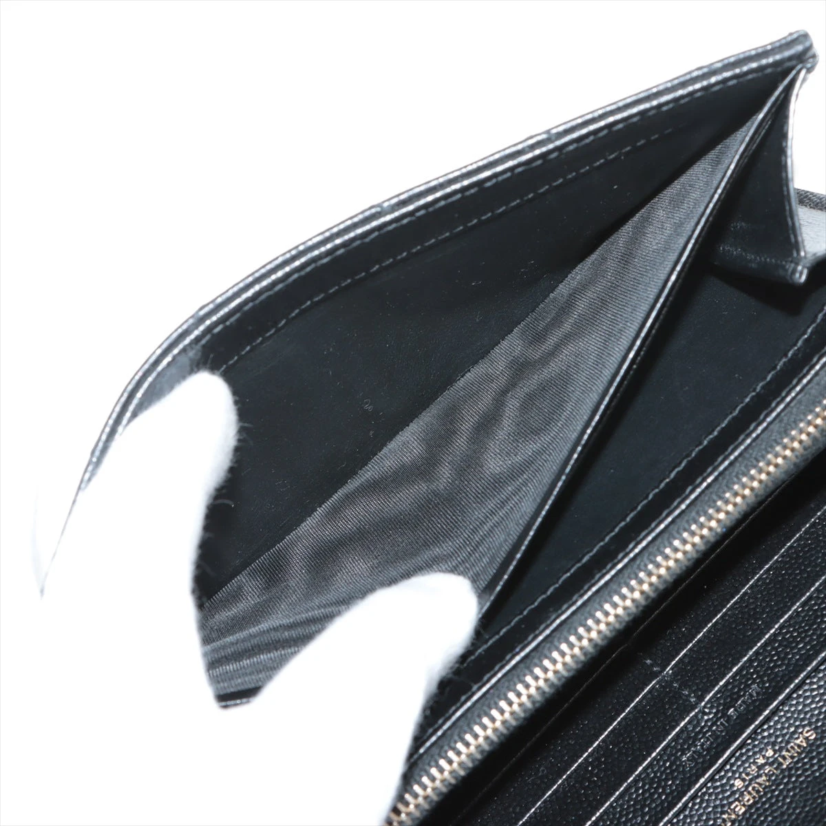 サンローラン 長財布 ブラック フラップ Vステッチ キャビアスキン　YSL サンローラン Vステッチ YSLロゴ GUE372264 レザー 長財布