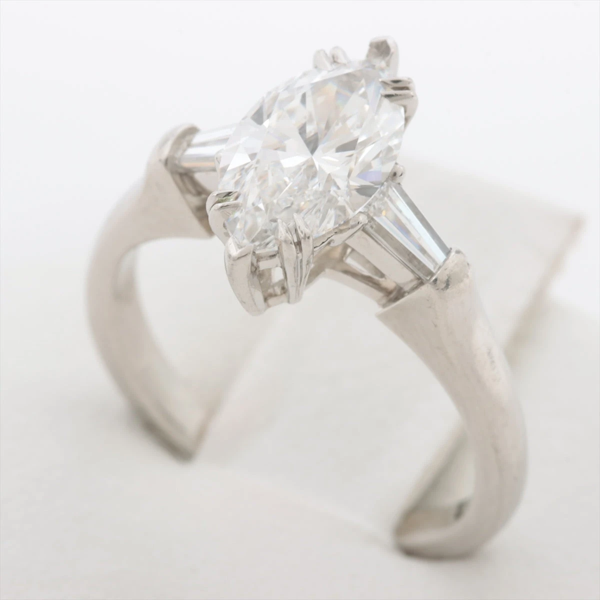 ハリーウィンストン マリッジ ダイヤ リング 11号 Pt950【23398