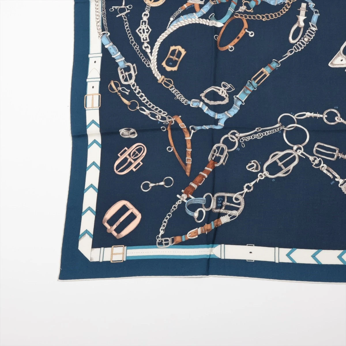 フランス発 ☆HERMES☆ カレジェアン Chevaux Au Pre カレジェアン 《シュヴォー・デシェネ》 | Hermès - エルメス