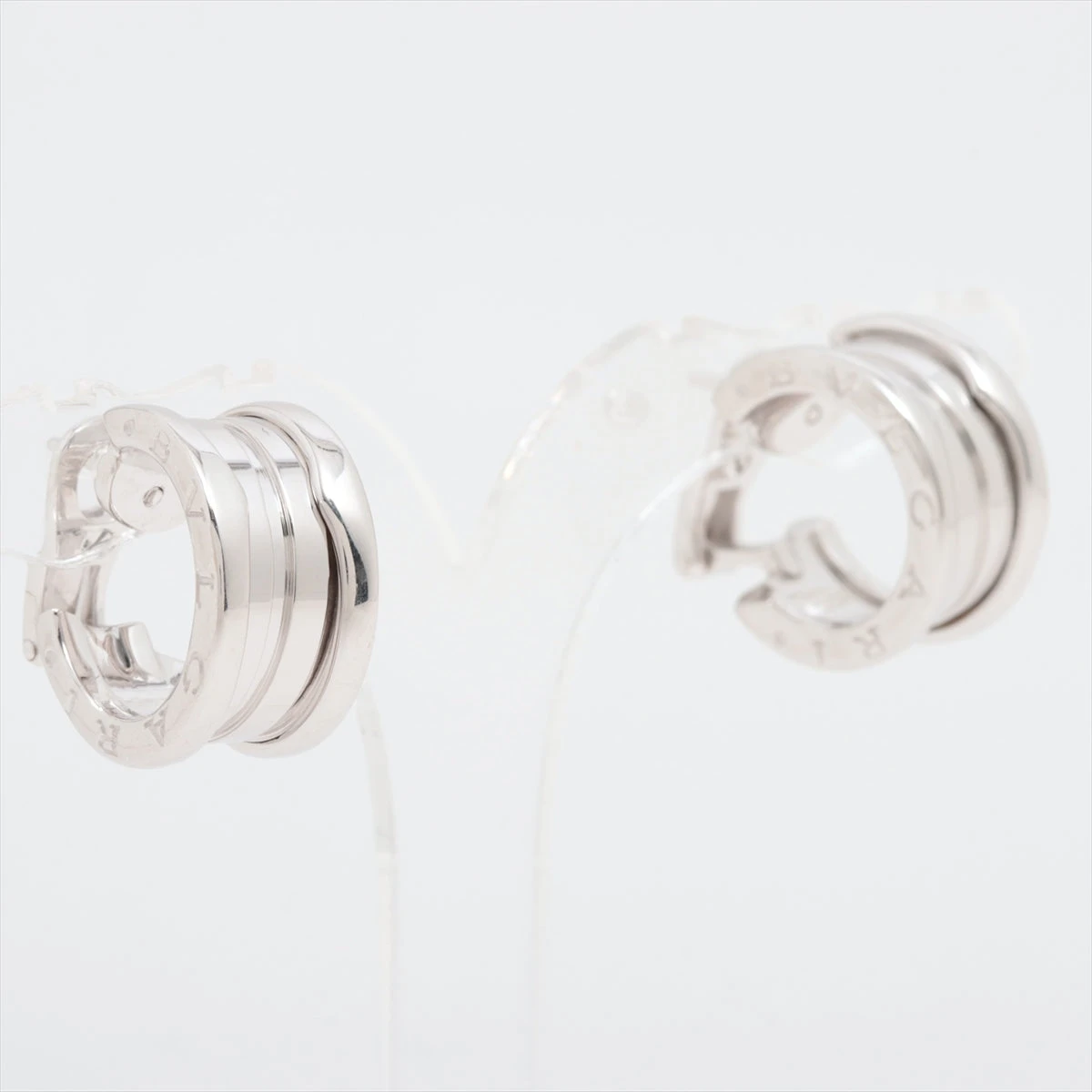 ブルガリ　ビーゼロワン　ピアス ブルガリ ピアス ビーゼロワン ホワイトセラミック 18KPGD 国内