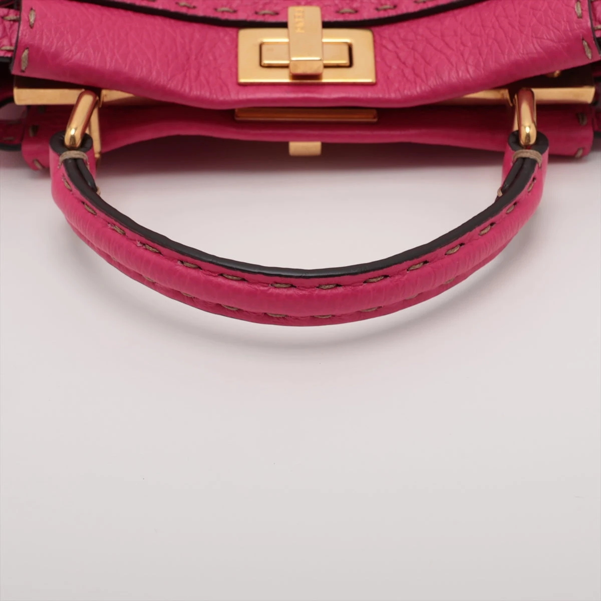 フェンディ ミニピーカブー セレリア レザー 2WAYハンドバッグ ピンク