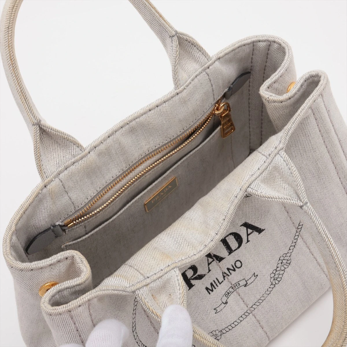 PRADA デニム　カナパ　トート　ベージュ PRADA デニムカナパトートベージュ