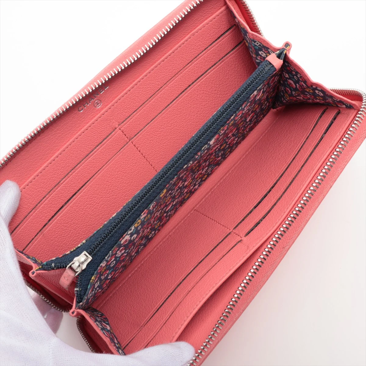 CHANEL ラッキークローバー ケース ピンク CHANEL ラッキークローバー コインケース ピンク 【公式通販】