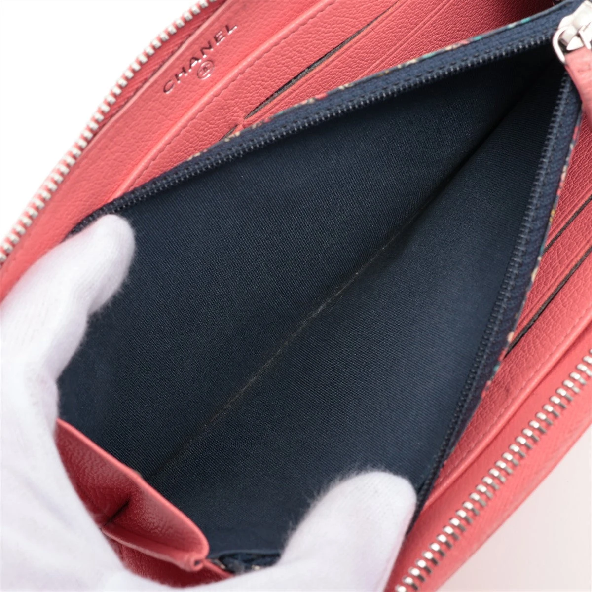 シャネル ラッキークローバー レザー ラウンドジップウォレット ピンク