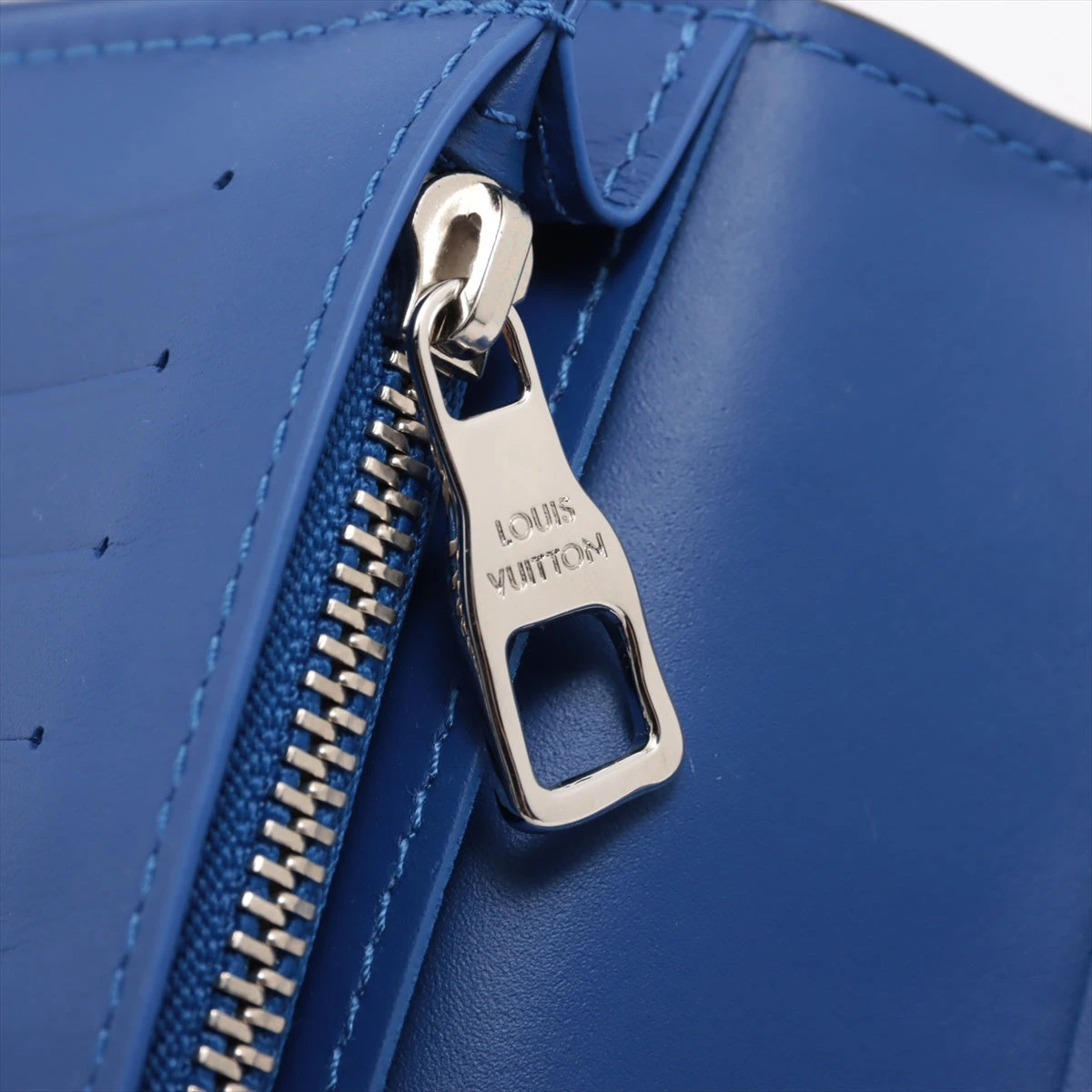 ヴィトン トリヨン ポルトフォイユ・ブラザ M81255 RFID反応あり