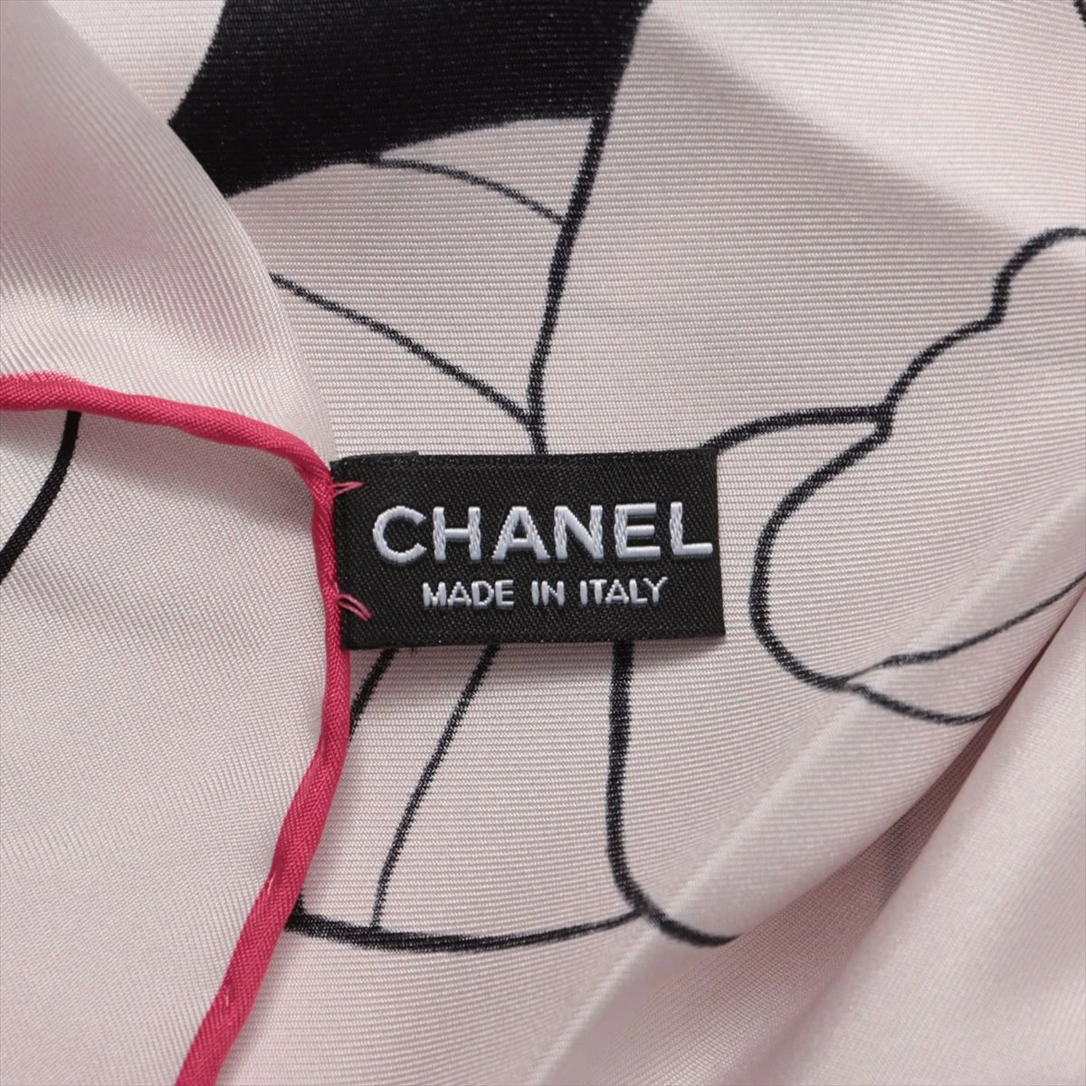 売り切り価格❣️CHANEL カメリア柄ピンク　シルクワンピース40 人気柄 売り切り価格❣️CHANEL カメリア柄ピンク シルクワンピース40