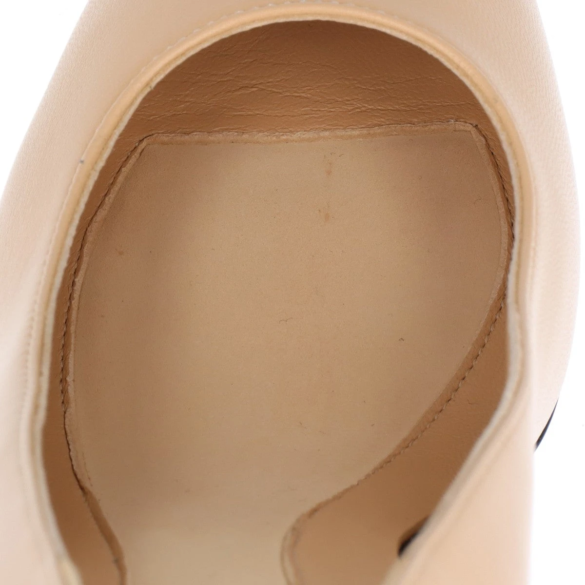 CHANEL パール　ロゴ付き　パンプス　ベージュ・ブラック　39 1/2 CHANEL 【中古】CHANEL シャネル 靴 レディース パンプス G35403