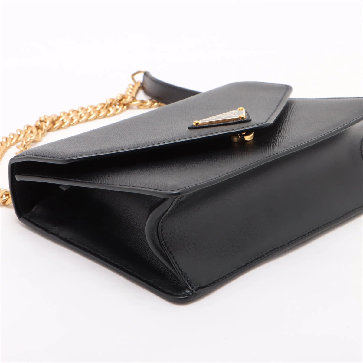 SALE♪関税込【PRADA】サフィアーノレザーチェーンバッグ 1BD200 楽天市場】プラダ チェーンショルダーバッグ サフィアーノ
