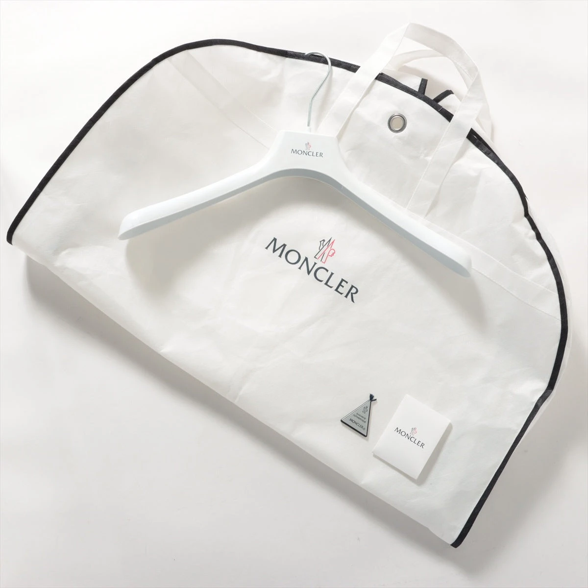 モンクレール MAYA 23年 ナイロン ダウンジャケット 2 メンズ