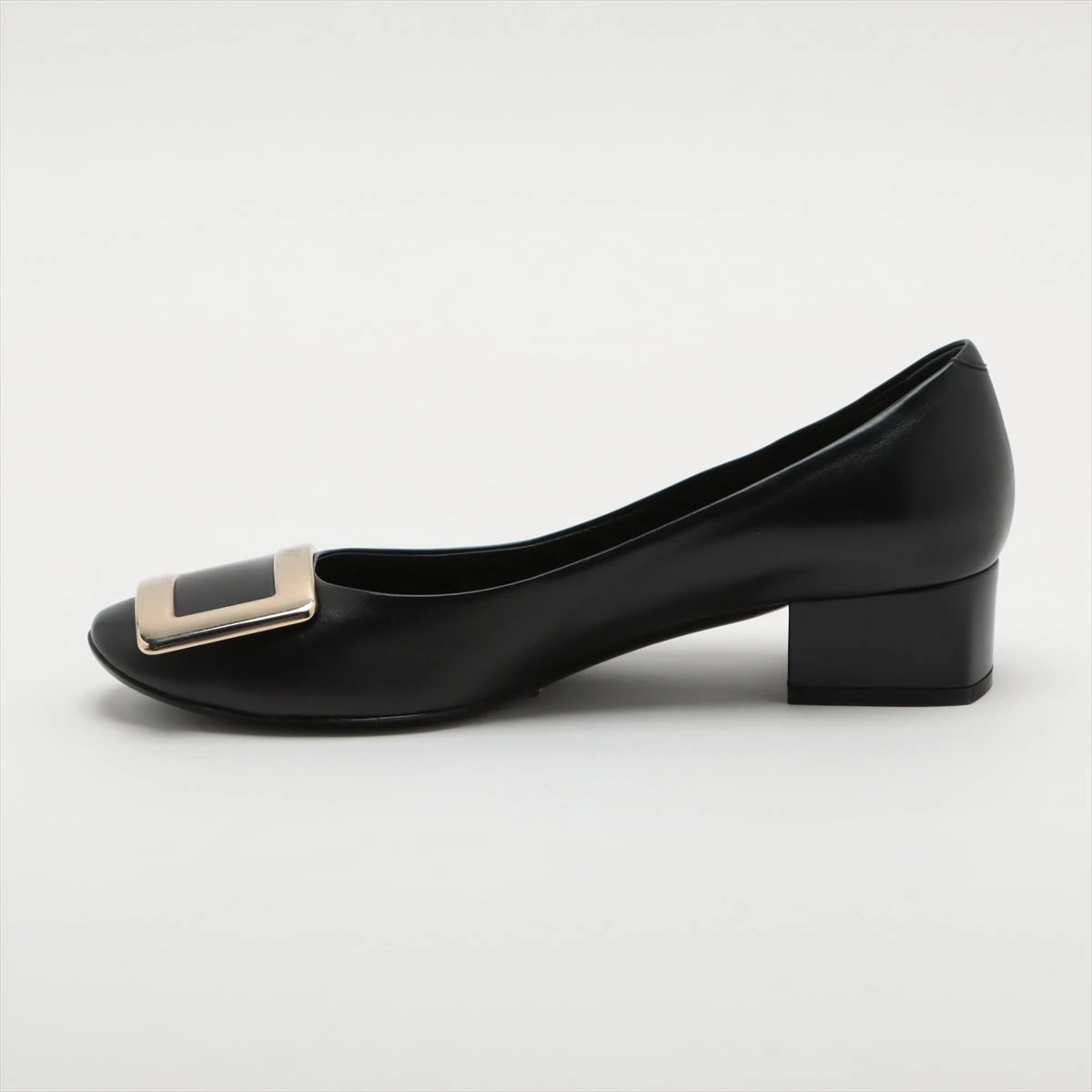 L*e様 ロジェヴィヴィエ　黒エナメルバックル付きパンプス ROGER VIVIER ロジェ ヴィヴィエ ローファー ヴィヴィ