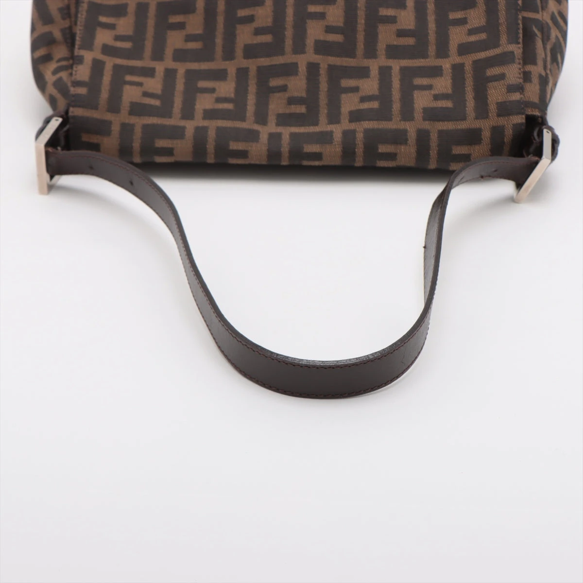 フェンディ ズッカ キャンバス×レザー ショルダーバッグ ブラウン  