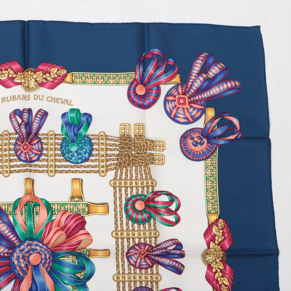 エルメス カレ90 LES RUBANS DU CHEVAL 馬のリボン飾り スカーフ