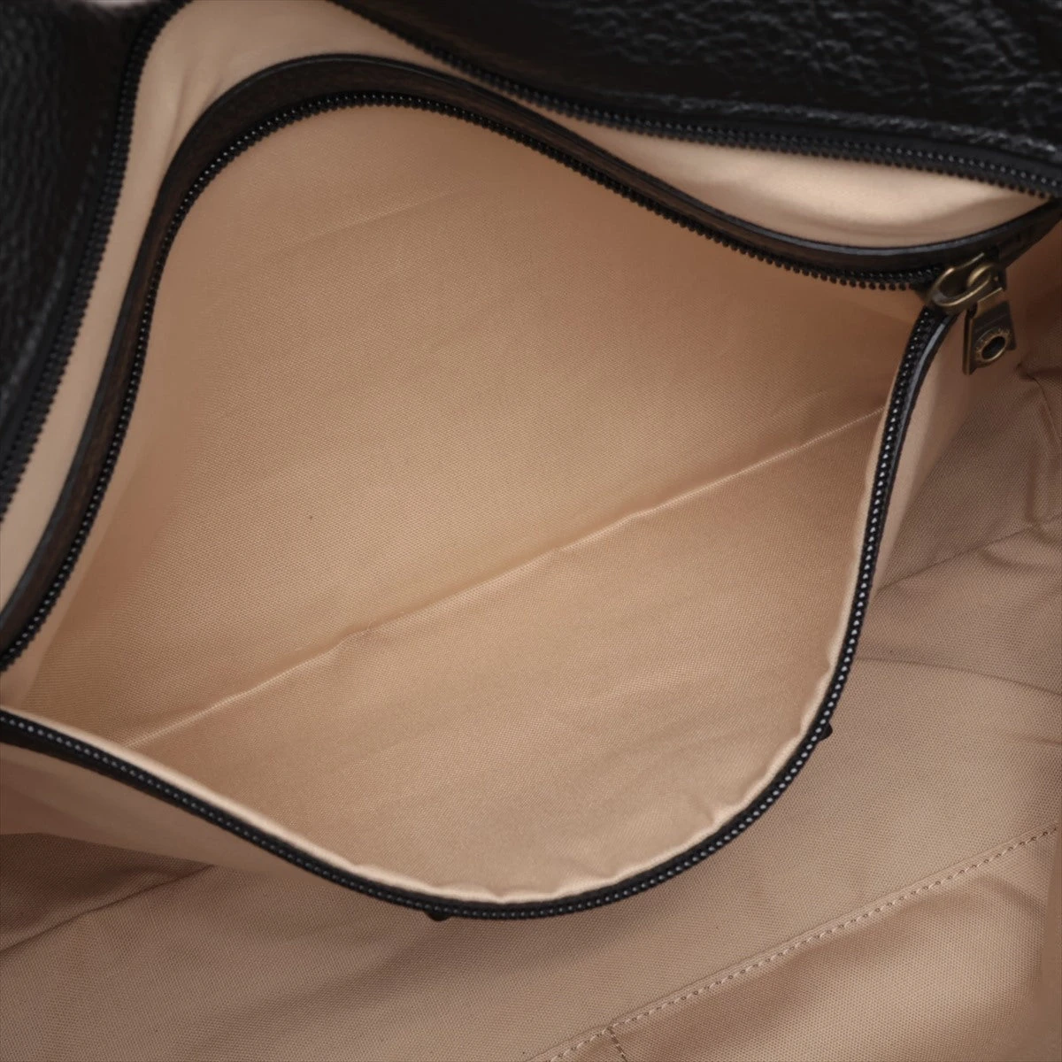 ハンティングワールド ロゴ レザー トートバッグ ブラック BW020739