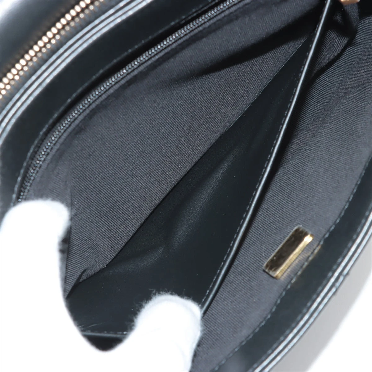 シャネル マトラッセ レザー チェーンショルダーバッグ ブラック