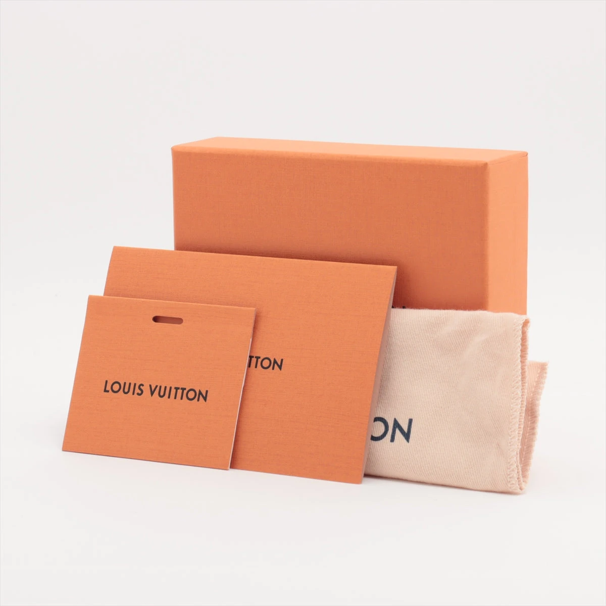 ヴィトン マヒナ ポルトフォイユ イリス コンパクト M82757 ローズ