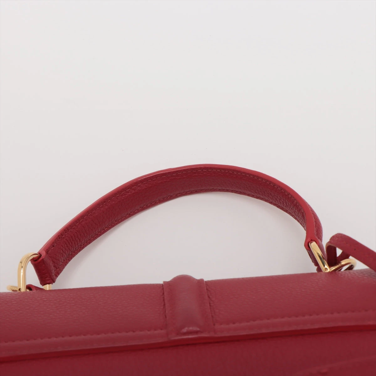 【CELINE】セリーヌ 16（セーズ）バッグ スモール セール レッド CELINE 16 (セーズ) スモール/サテンドカーフスキン△カプチーノ