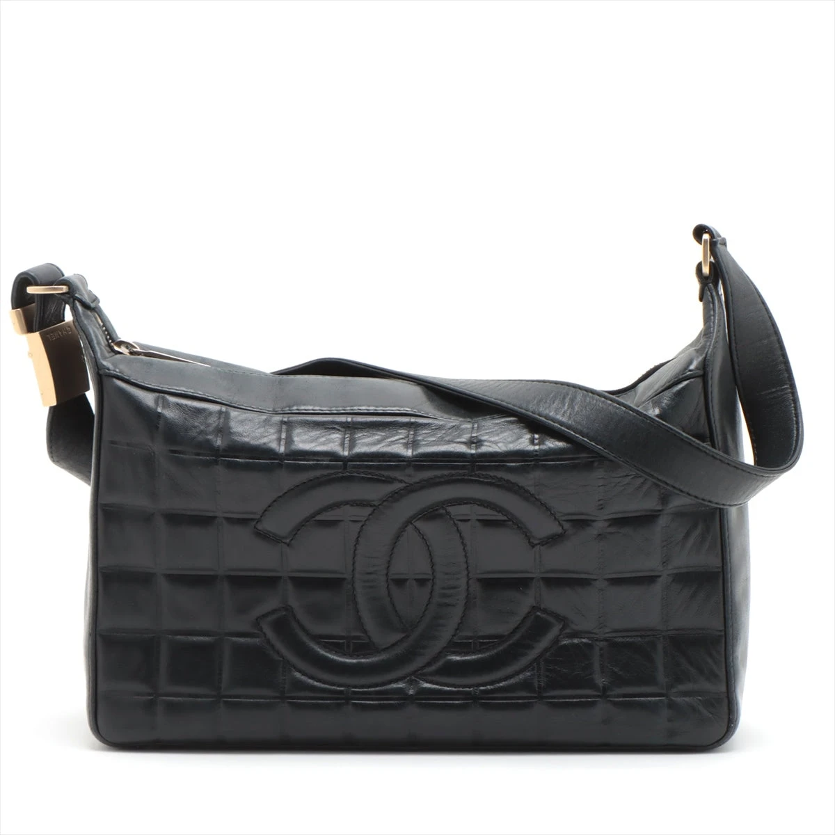 シャネル チョコバー ラムスキン ショルダーバッグ ブラック ゴールド  