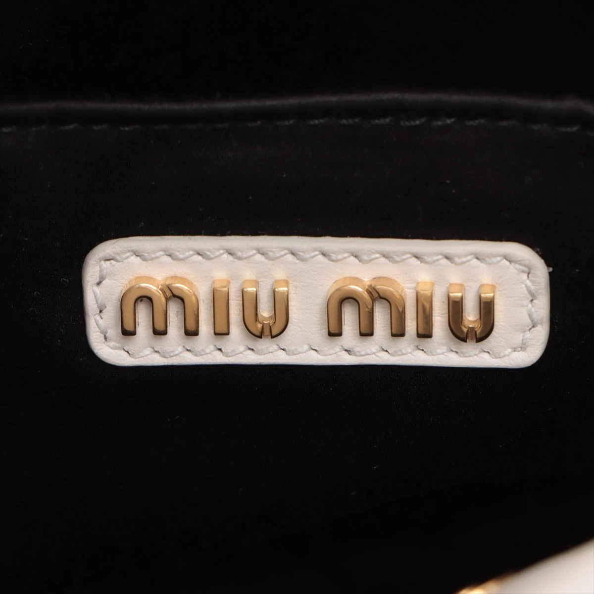 【関税込み】☆MiuMiu☆ マドラス ロゴ レザー ショルダーバッグ 関税込み☆Miu Miu☆ロゴレザーショルダーバッグ (MiuMiu