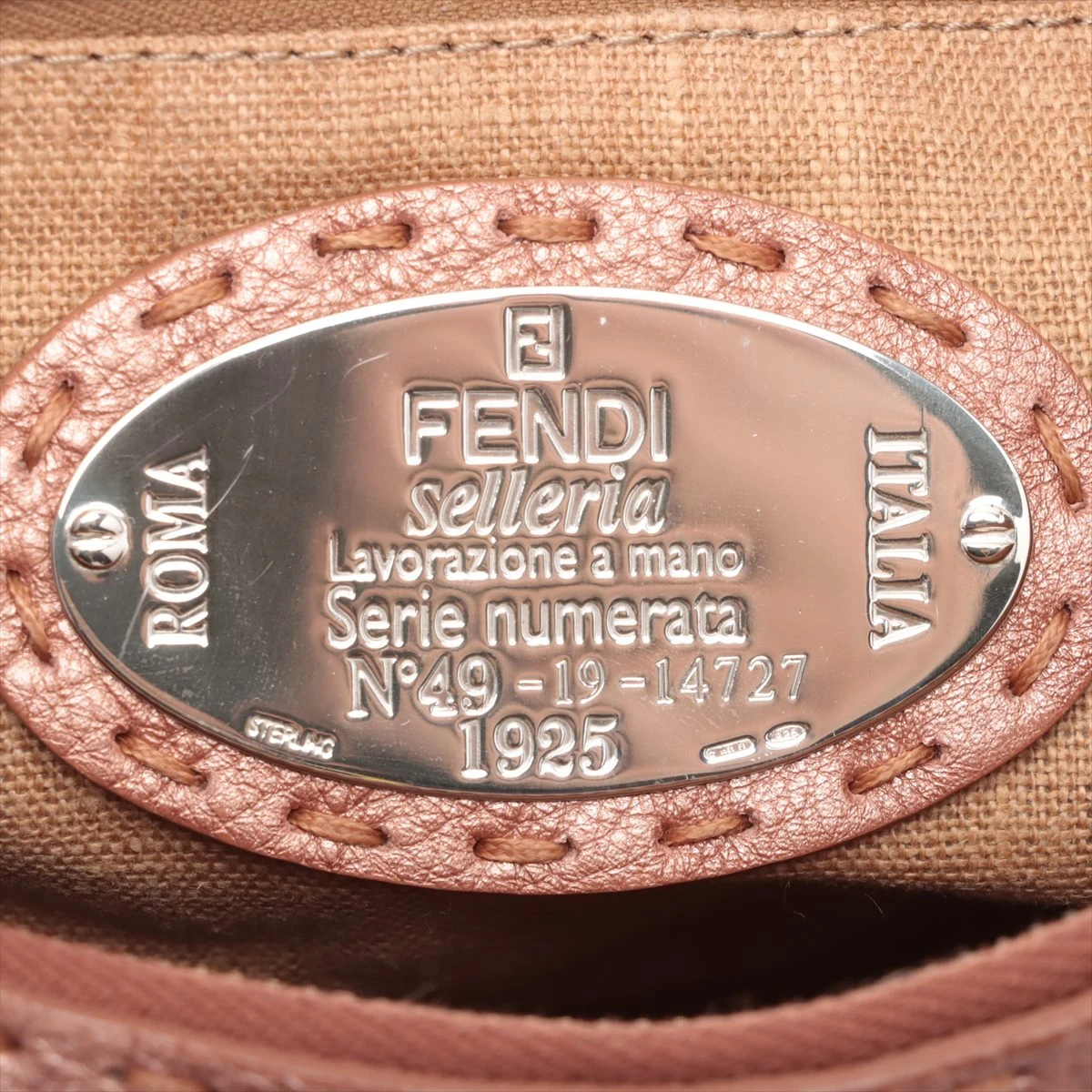 FENDI セレリア シャンパンゴールド