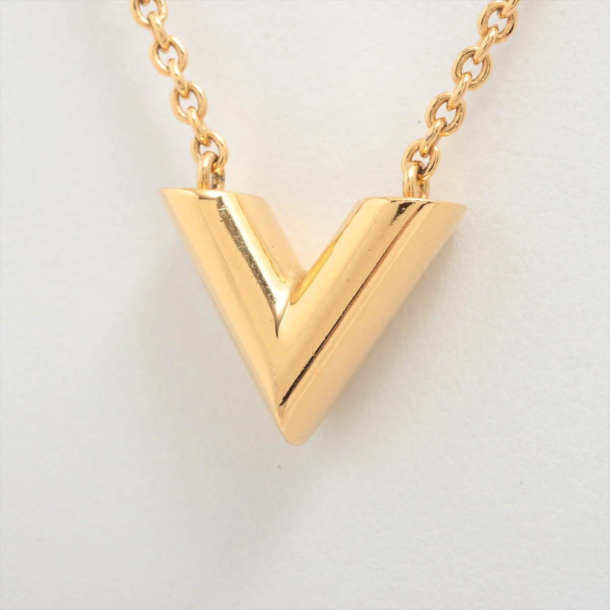 美品⭐️定価69.300⭐️LOUIS VUITTON エッセンシャルV brc29105214-1_400x.jpg?v=