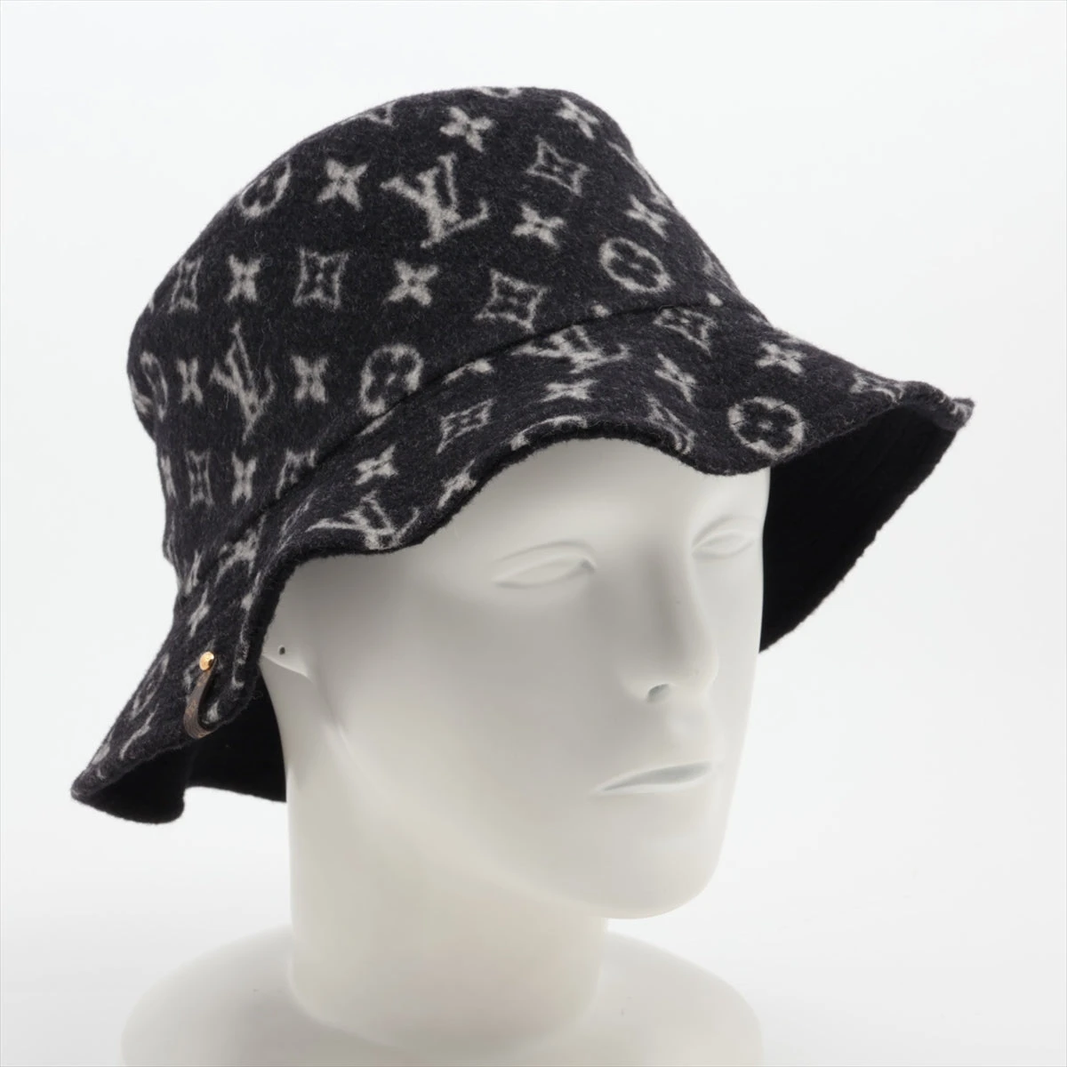 未使用に近い☆ヴィトン ボブ・オンユアウェイ　帽子 バケットハット LOUIS VUITTON 【お取り寄せ】 【リユース品】 ルイヴィトン