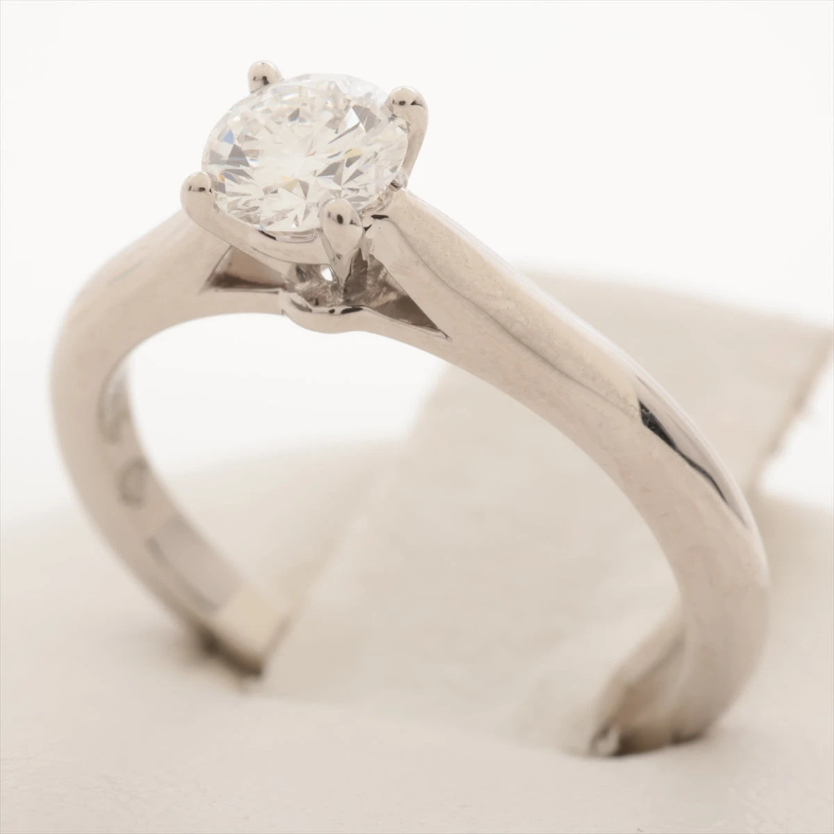 ◇カルティエ◇ ソリテール ダイヤ リング 0.30 7号 最高級pt950 ◇カルティエ◇ ソリテール ダイヤ リング 0.30 7号 最高級pt950