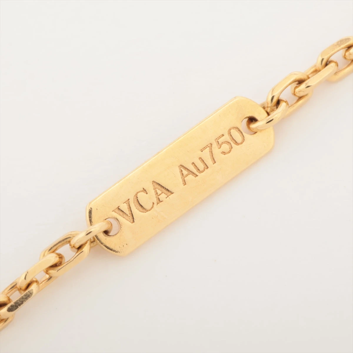 ヴァンクリーフ&アーペル マジックアルハンブラ ギョーシェ