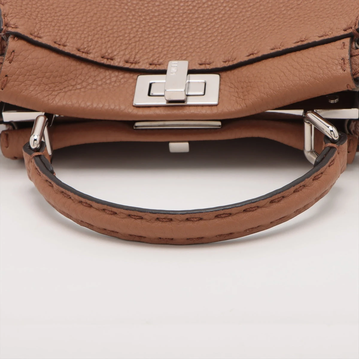 フェンディ セレリア ピーカブー 2WAY ハンドバッグ ブラウン KK002 楽天市場】フェンディ FENDI セレリア ミニピーカブー 2way
