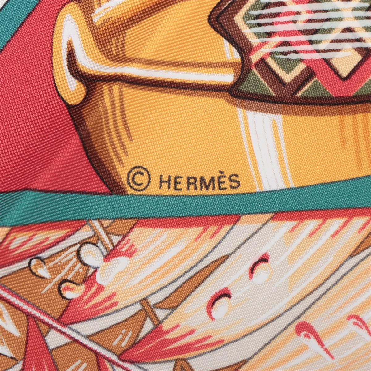 エルメス カレ90 Au Son du Tam Tam タムタムの音に合わせて スカーフ