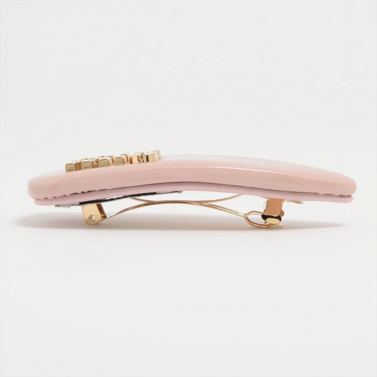 【ミュウミュウ】サナ着用　バレッタ ロゴ パテントレザー ピンク ミュウミュウ】サナ着用 バレッタ ロゴ パテントレザー ピンク