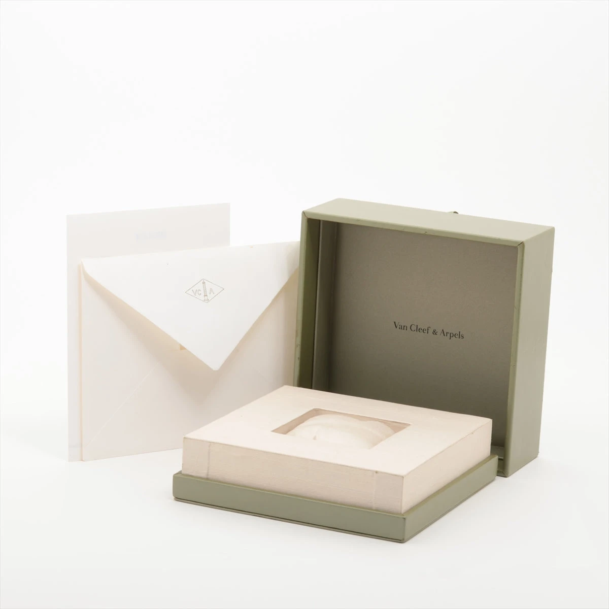 ヴァンクリーフ＆アーペル　VC＆A　箱　黒 Yahoo!オークション - VanCleef&Arpels/ヴァンクリーフ