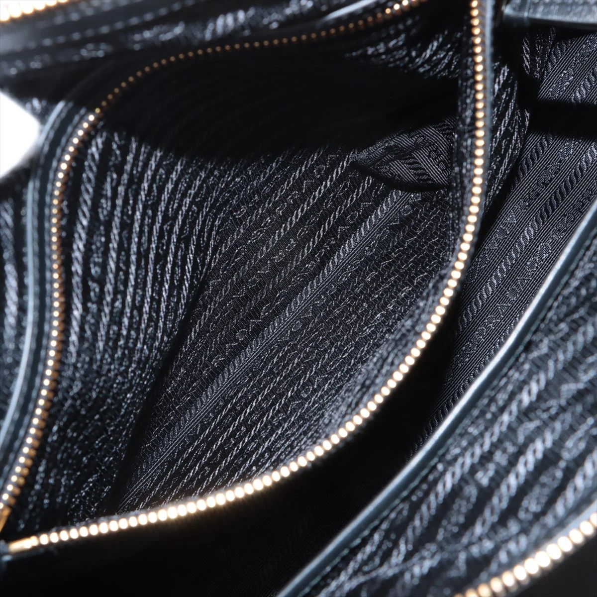 プラダ テスート ナイロン×レザー 2WAYハンドバッグ ブラック