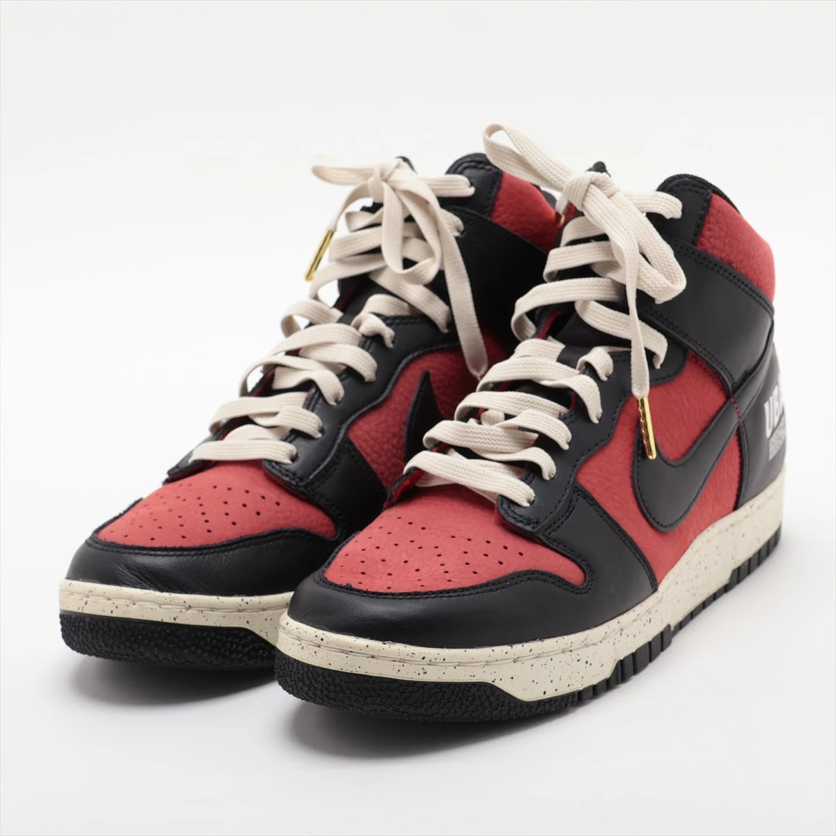 NIKE Dunk ハイカットスニーカー グレー/レッド 楽天市場】nike dunk hi グレー（靴）の通販