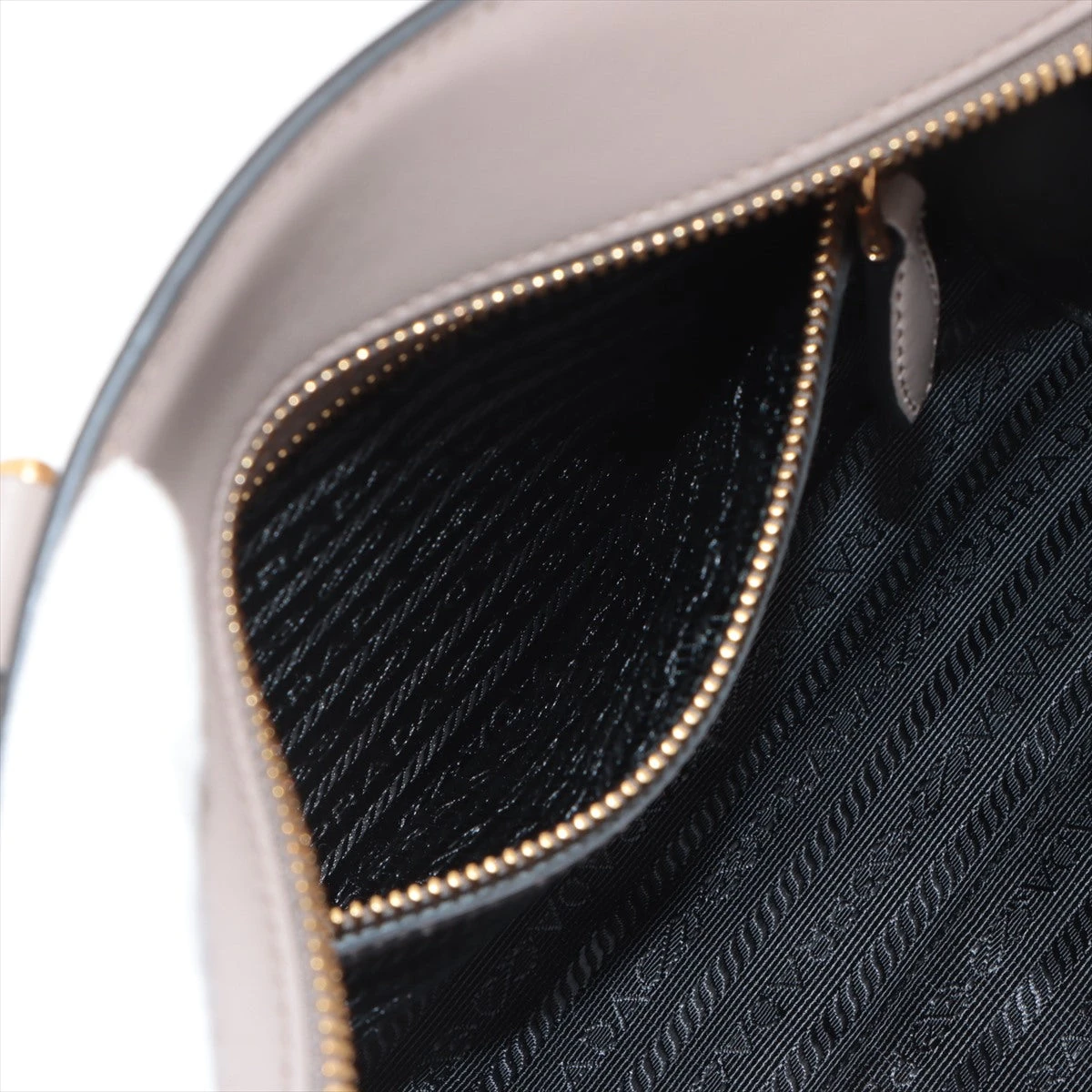 プラダ サフィアーノ レザー 2WAYハンドバッグ グレージュ