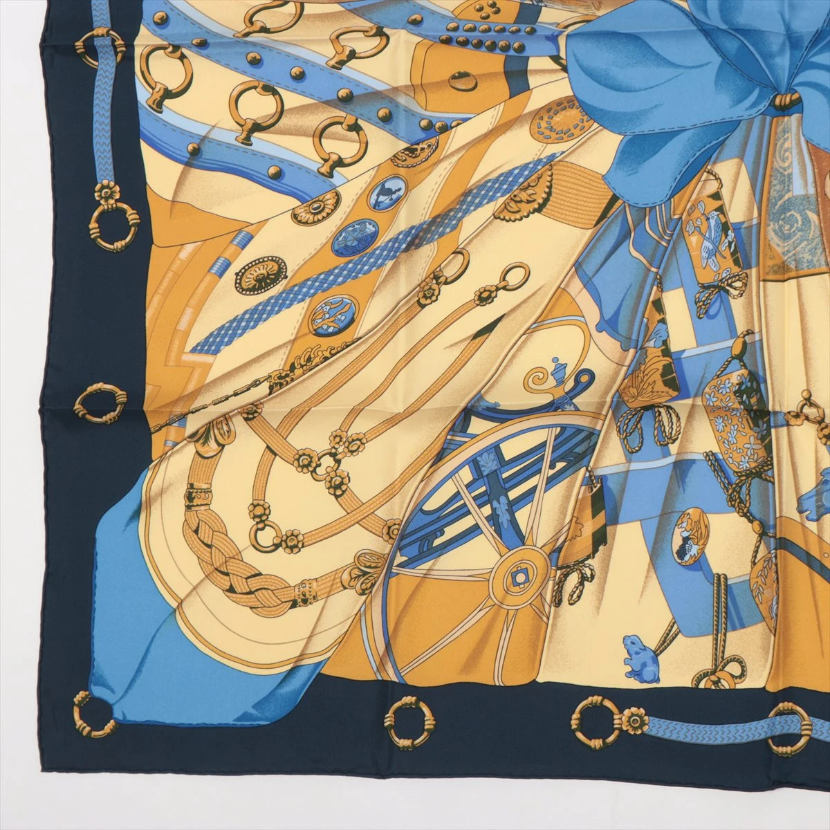 エルメス カレ90 soleil de soie シルクの太陽 スカーフ シルク